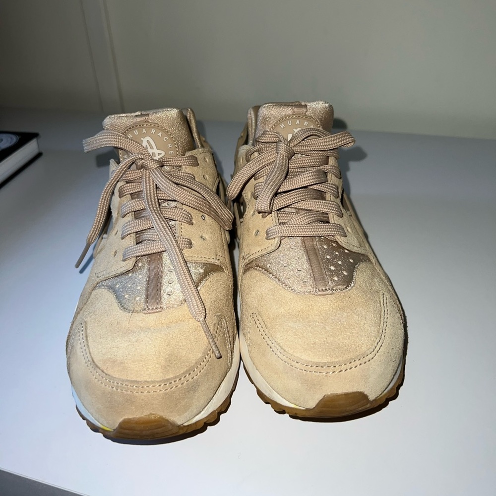 Suede tan huaraches